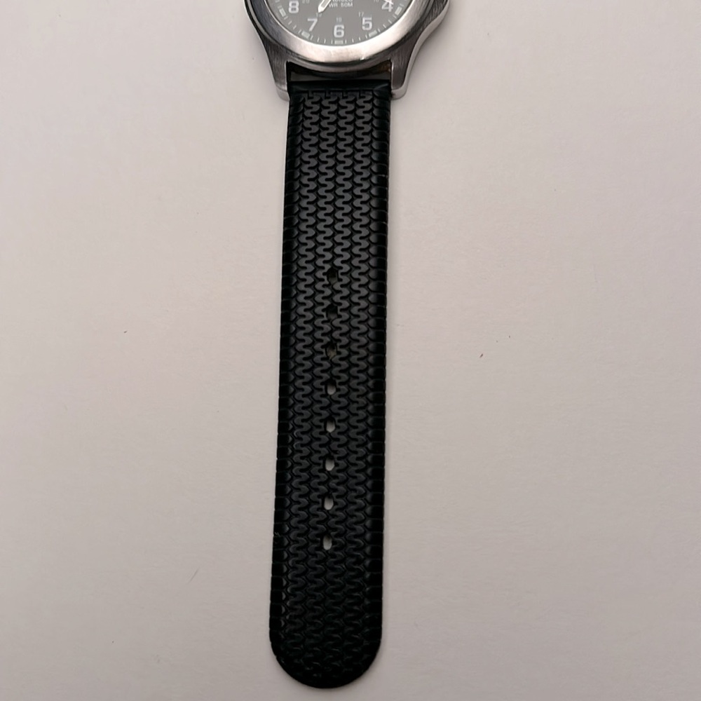 Timex Expedition 50m Water Resistance Black & Silver Men's Watch Rubber Strap - Picture 4 of 10